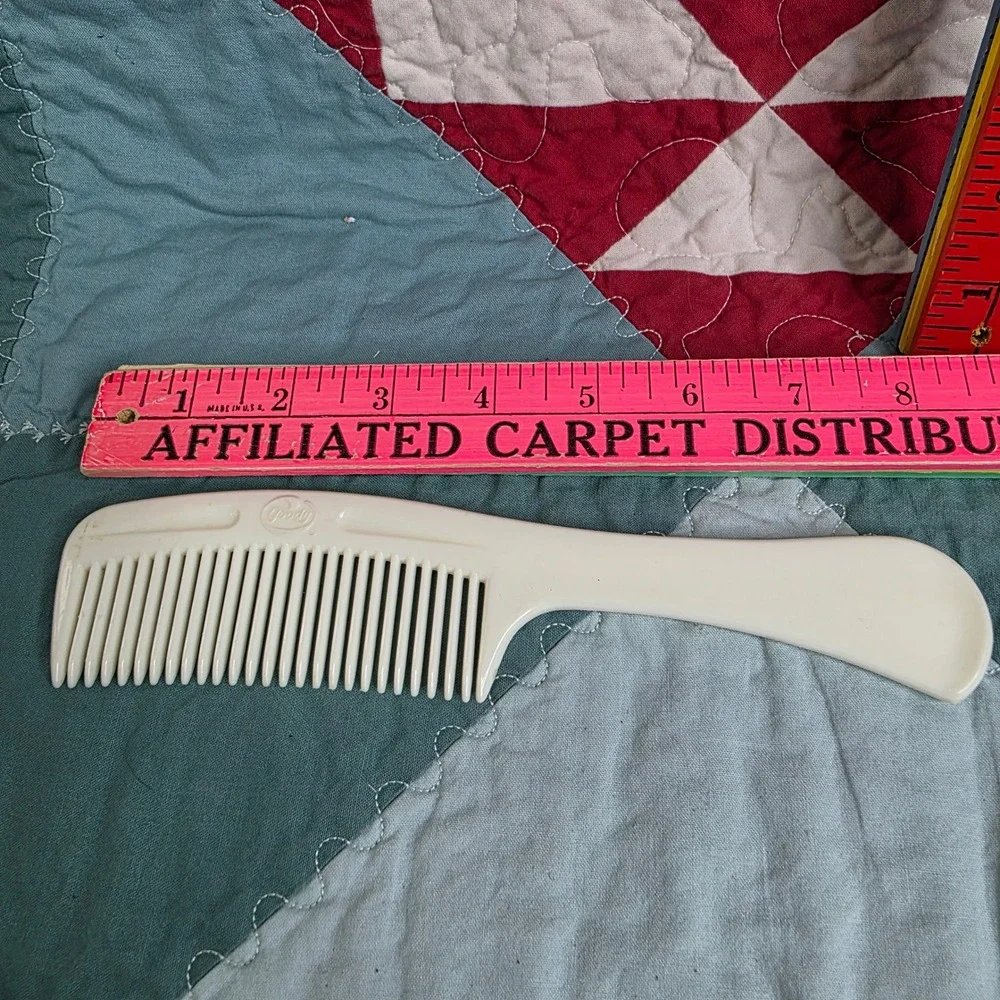 Goody Vintage Cream White Plastic Hair Comb with Handle 8.5 Inch